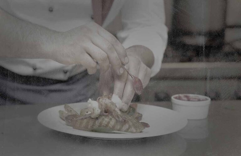 Cook at the Cockatoo